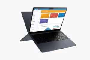 MacBook simpl erp na tela